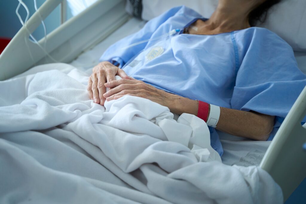 Pain, infection, or fever after surgery may indicate surgical error